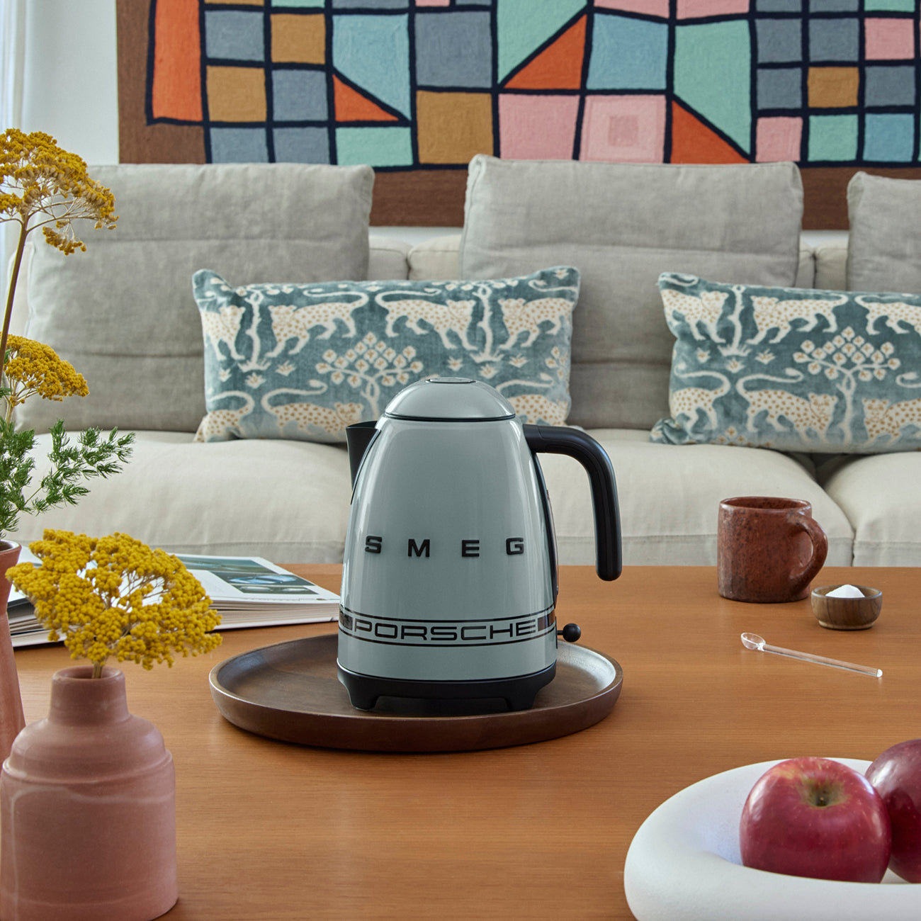Porsche × SMEG Retro-Style Electric Kettle – Shade Green