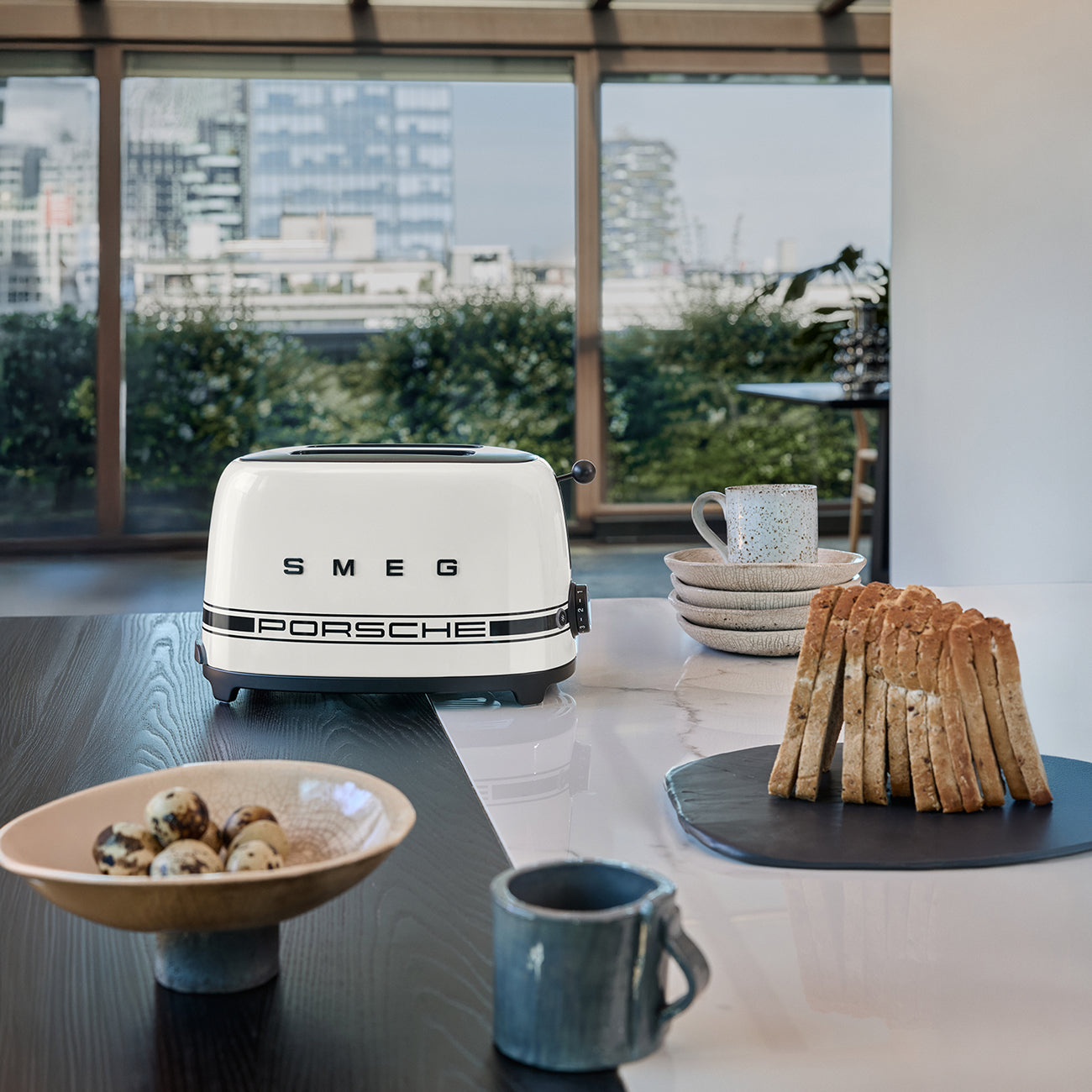 Porsche × SMEG Retro-Style 2-Slice Toaster – Carrara White