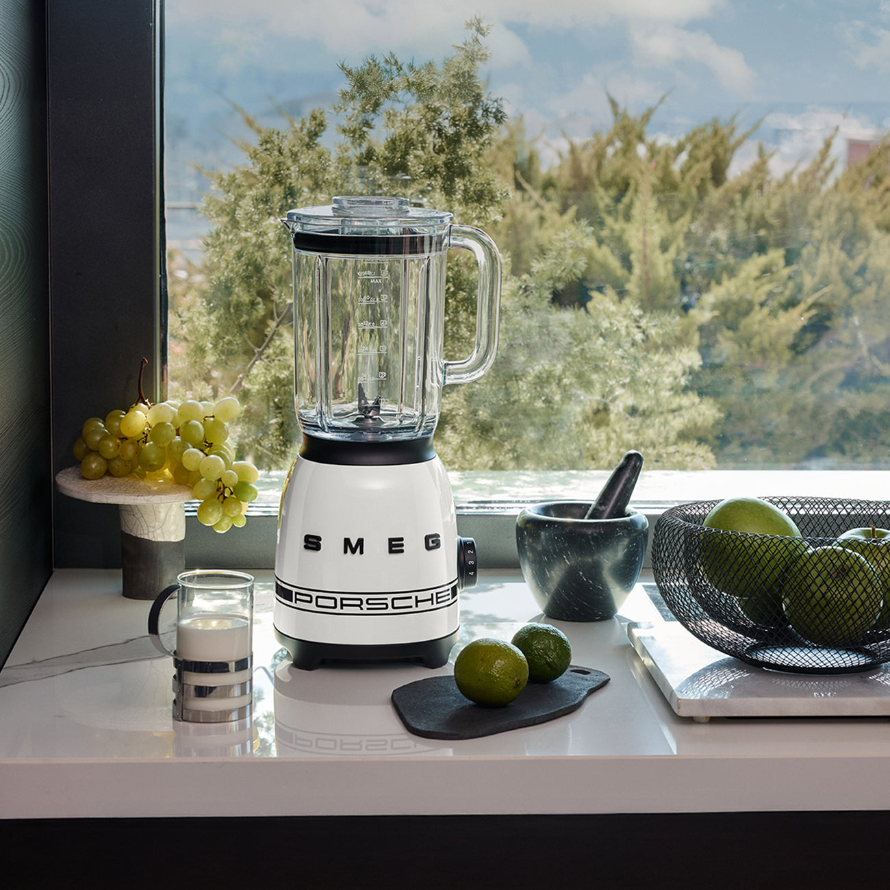 Porsche × SMEG Retro-Style Blender – Carrara White
