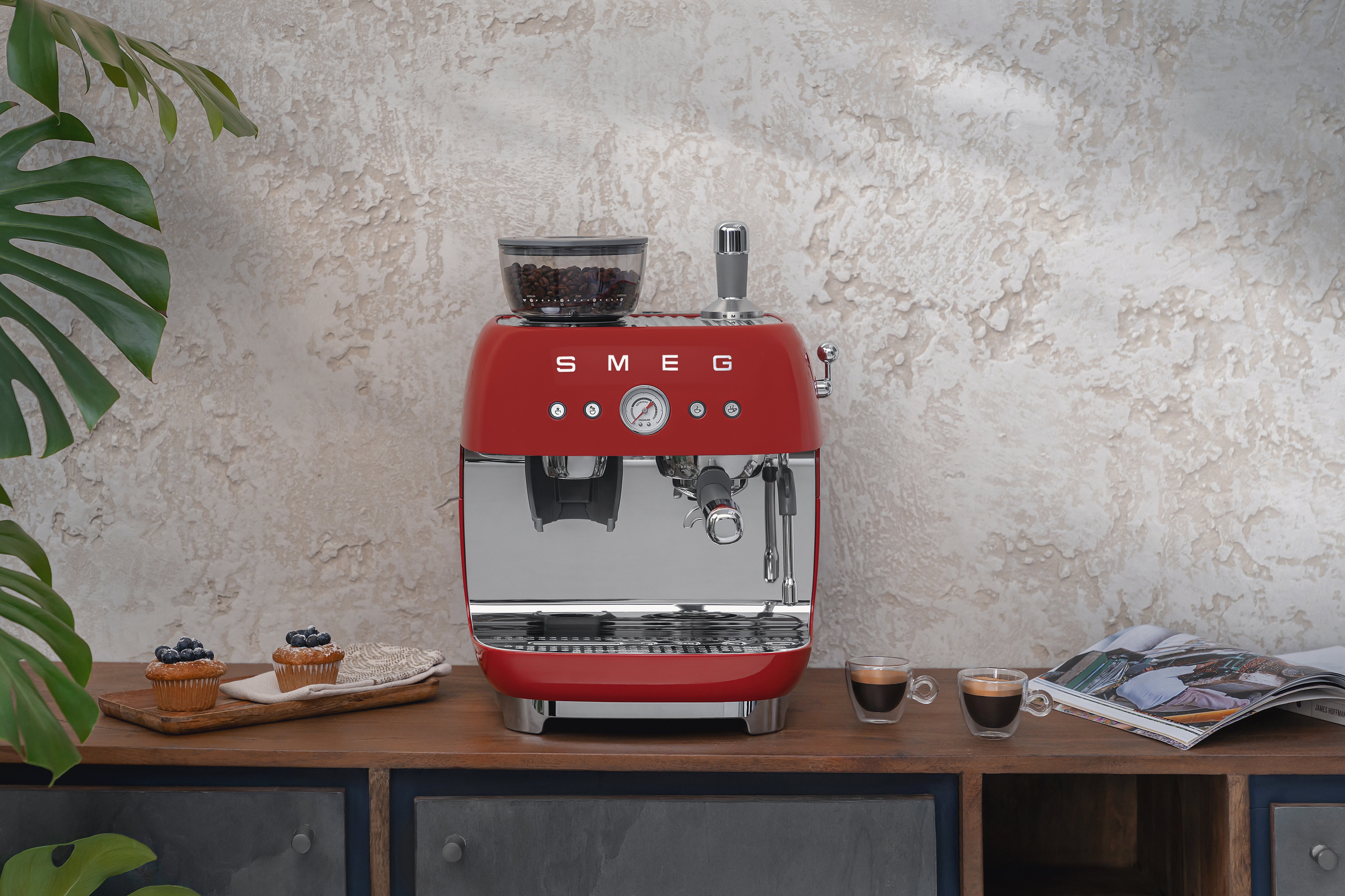 Espresso coffee machine Retro-style Red Glossy