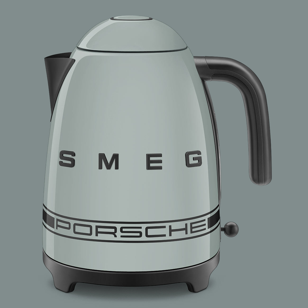 Porsche × SMEG Retro-Style Electric Kettle – Shade Green