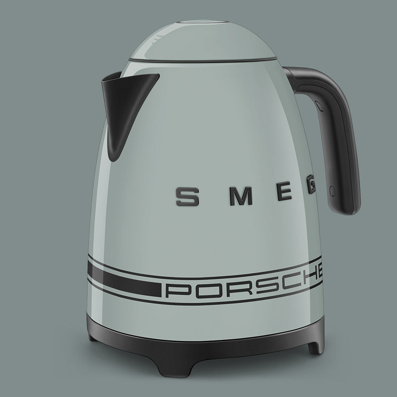 Porsche × SMEG Retro-Style Electric Kettle – Shade Green