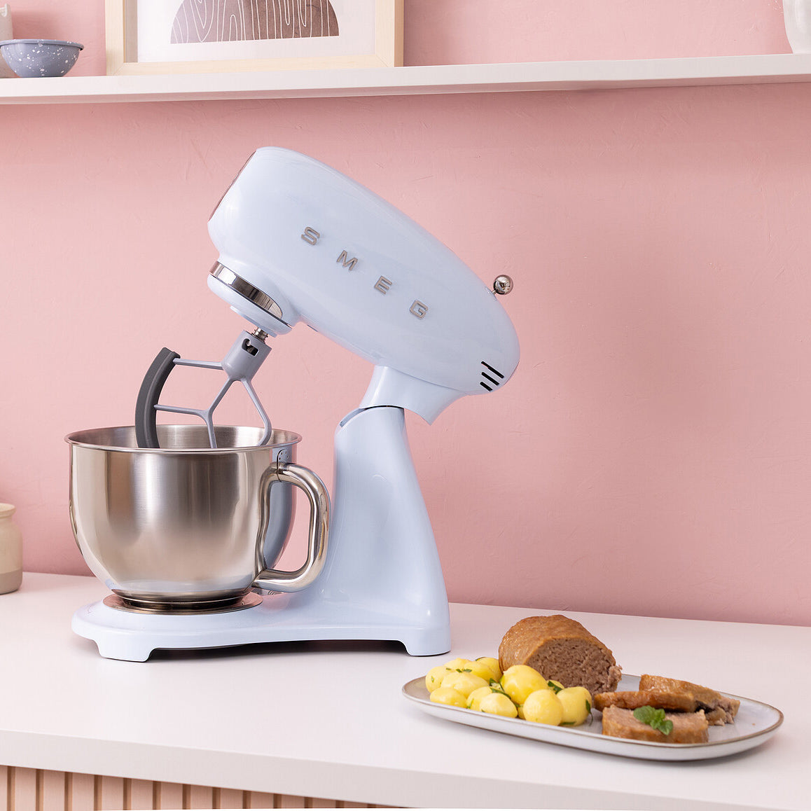 Forte Stand Mixer - Retro-Style Pastel Blue